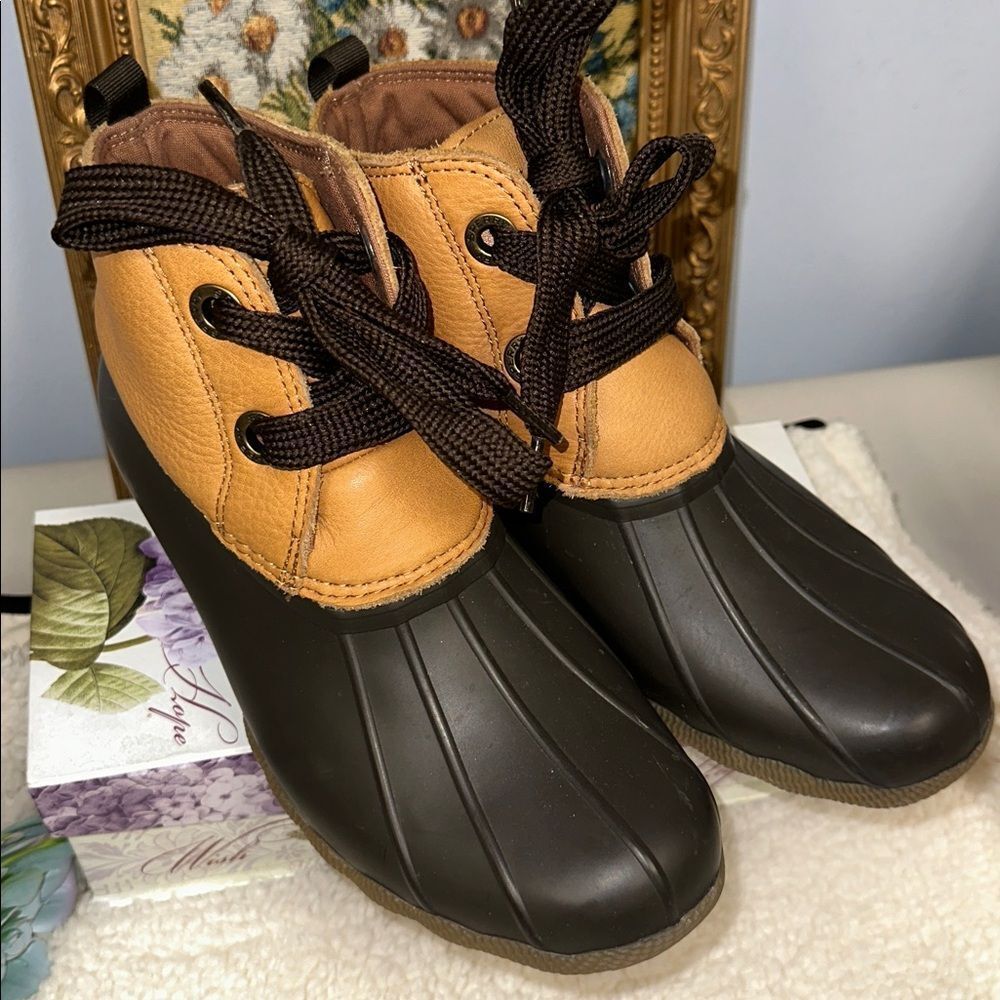 SPERRY 8 Saltwater 2-eye Tan Leather Brown Lace up Ankle Duck Boots - Picture 3 of 15
